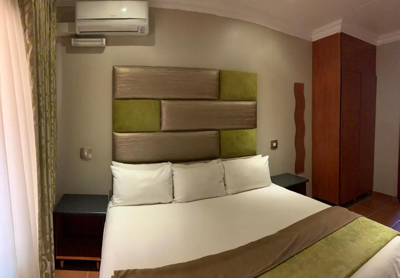Polokwane Lodge מראה חיצוני תמונה