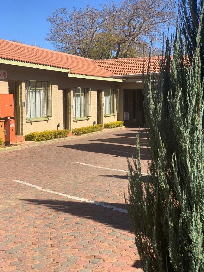 Polokwane Lodge מראה חיצוני תמונה