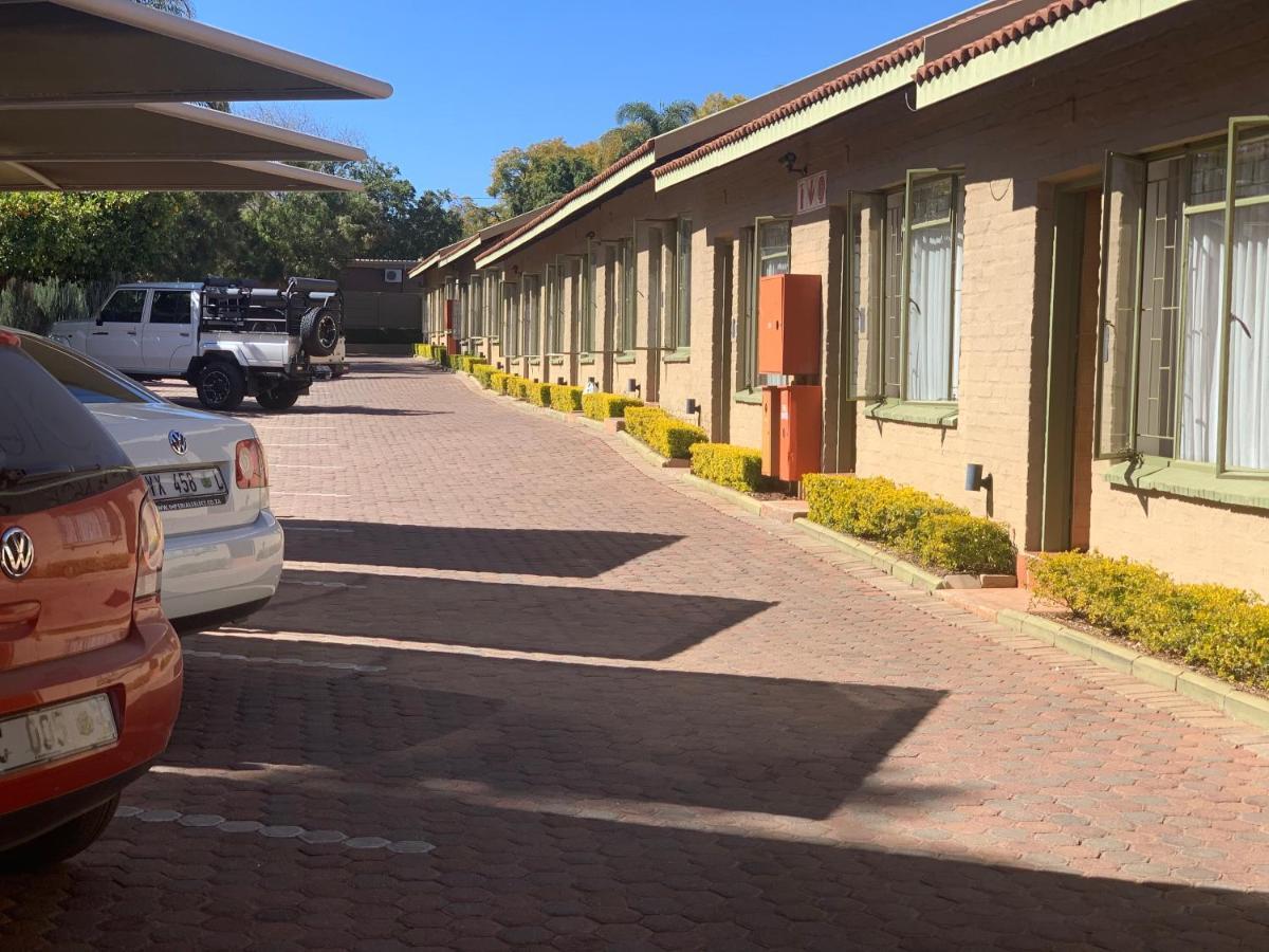 Polokwane Lodge מראה חיצוני תמונה